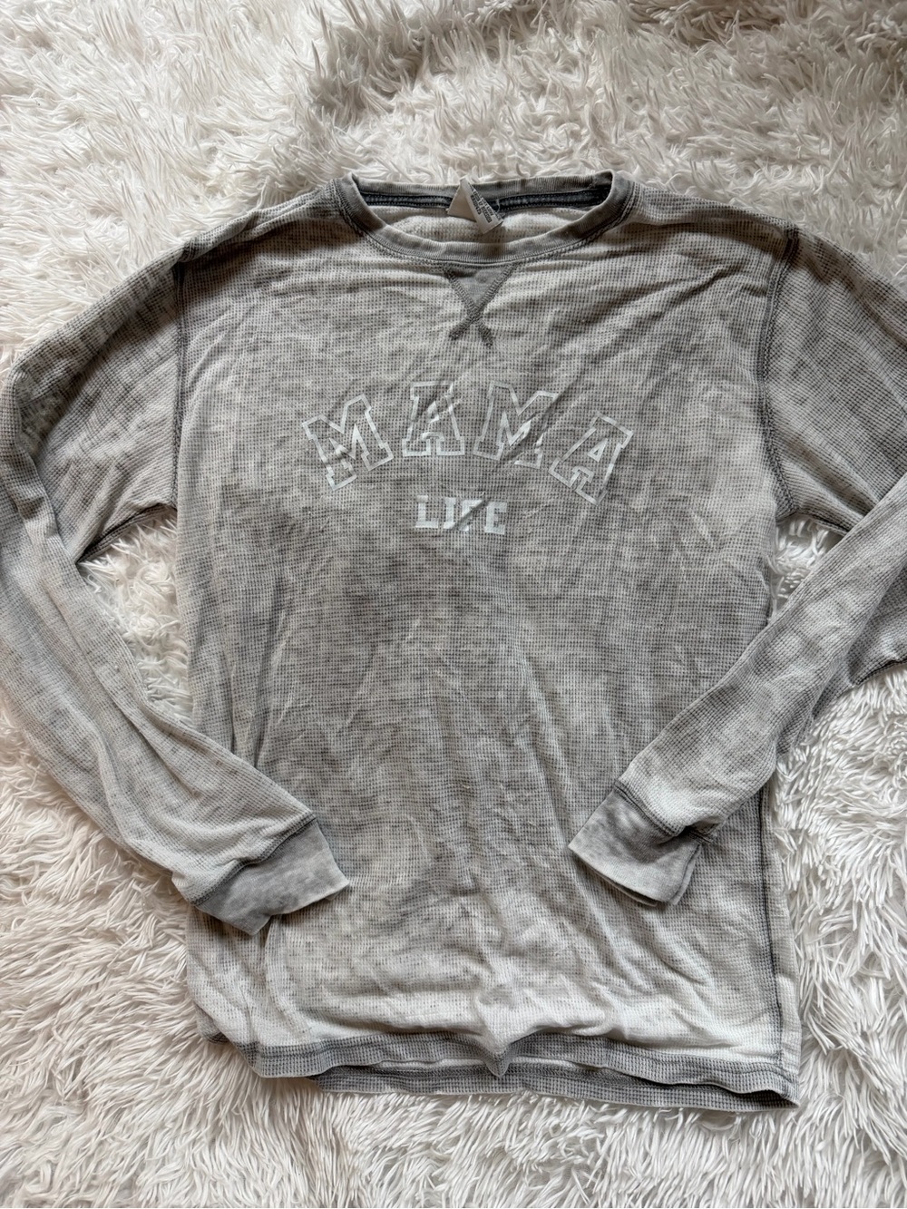 🩷 3/$18 Mama Life Gray Waffle Knit Thermal Top Size M Lightweight